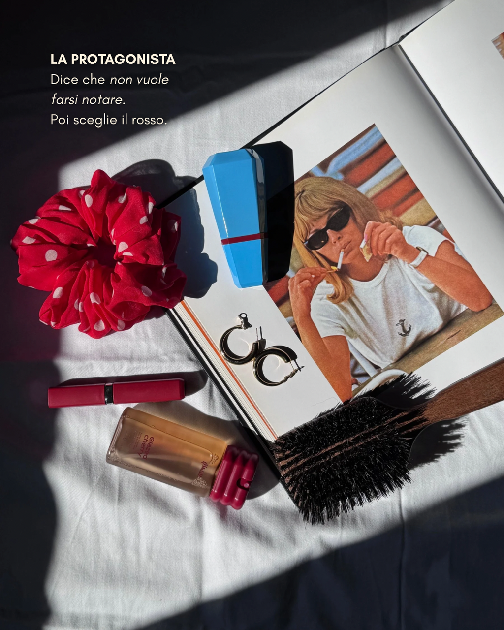 Colette — Scrunchie rosso a pois